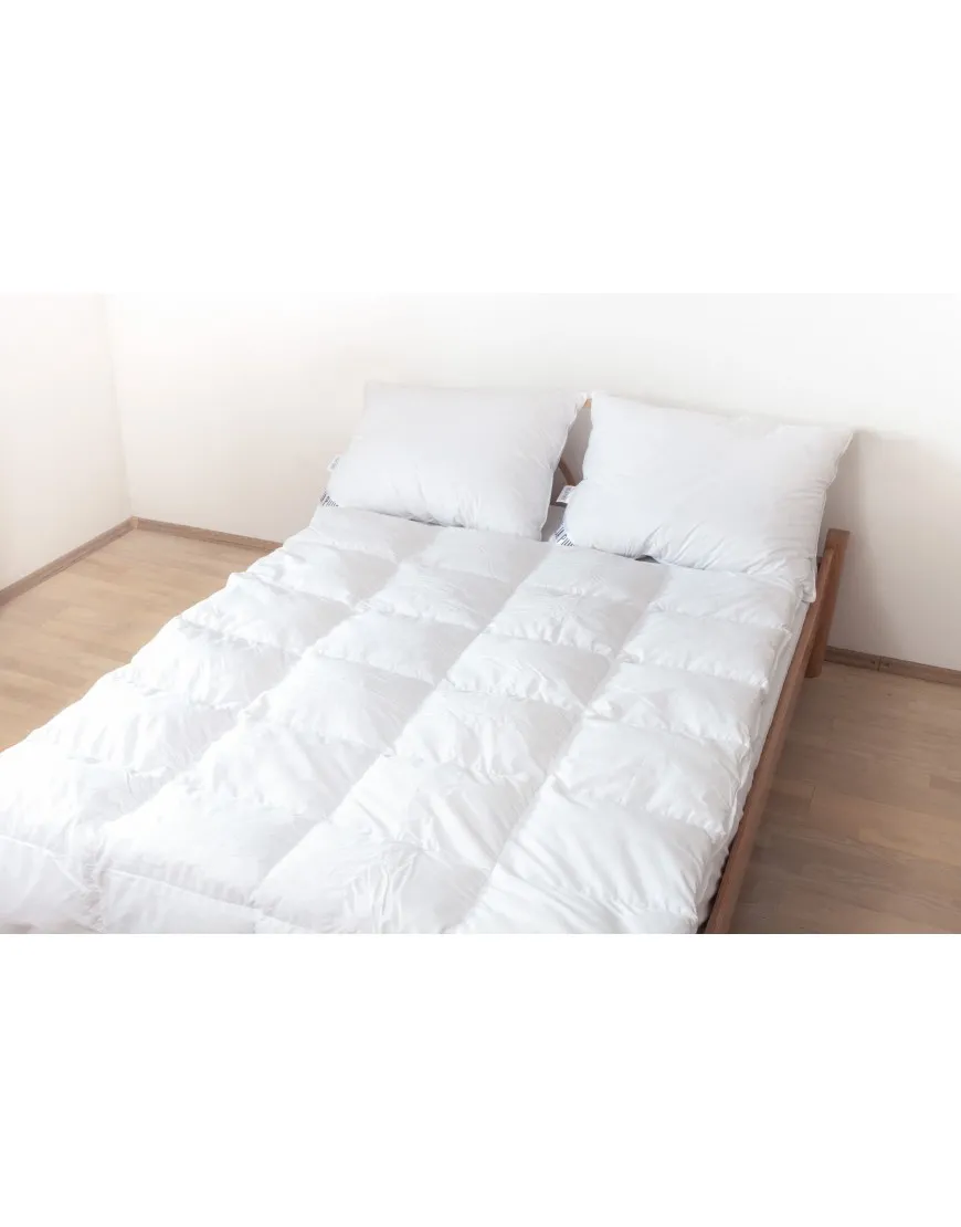 Odeja 140 x 200 gosje perje in puh
